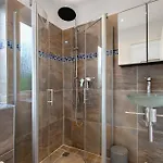 Holiday home Haeuschen Seerobbe Bohl
