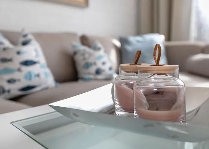 Haeuschen Seerobbe Feriehus Böhl