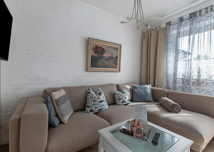 Haeuschen Seerobbe * Böhl